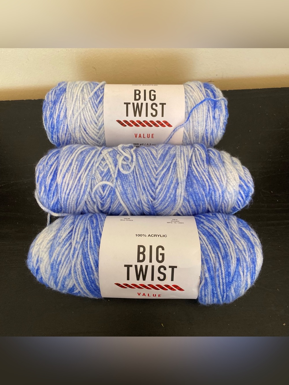 Big Twist Value Blue Ombre Yarn Lot Set Of 3 45/5952